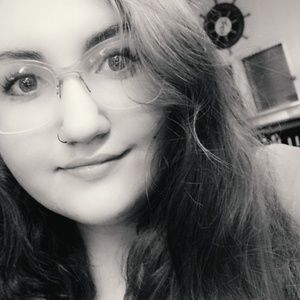 Meet your Posher, Athena